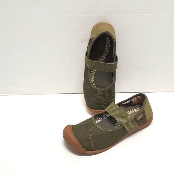 Keen Shoes Keens Sienna Mary Jane Quilted Shoes Size 9 Color Green